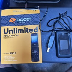 BOOST MOBILE Black Coolpad SNAP Flip Phone – 4G LTE