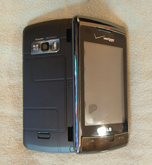 LG, EnV 3 / enV3 VX9200 3G Phone, Blue, QWERTY Keyboard, Very Good Cond.