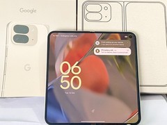 Google Pixel 9 Pro Fold 256GB 16GB Unlocked (any carrier)- Excellent NEW