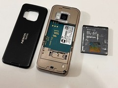 Nokia N78 – 96 MB – Brown (Unlocked) Gsm Mobile phone