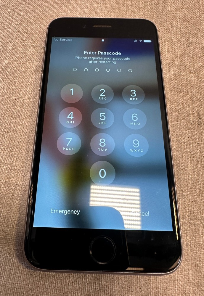 Estate Find: Apple iPhone S Model A1688 – Good Condition! Sold AS-IS for Parts.