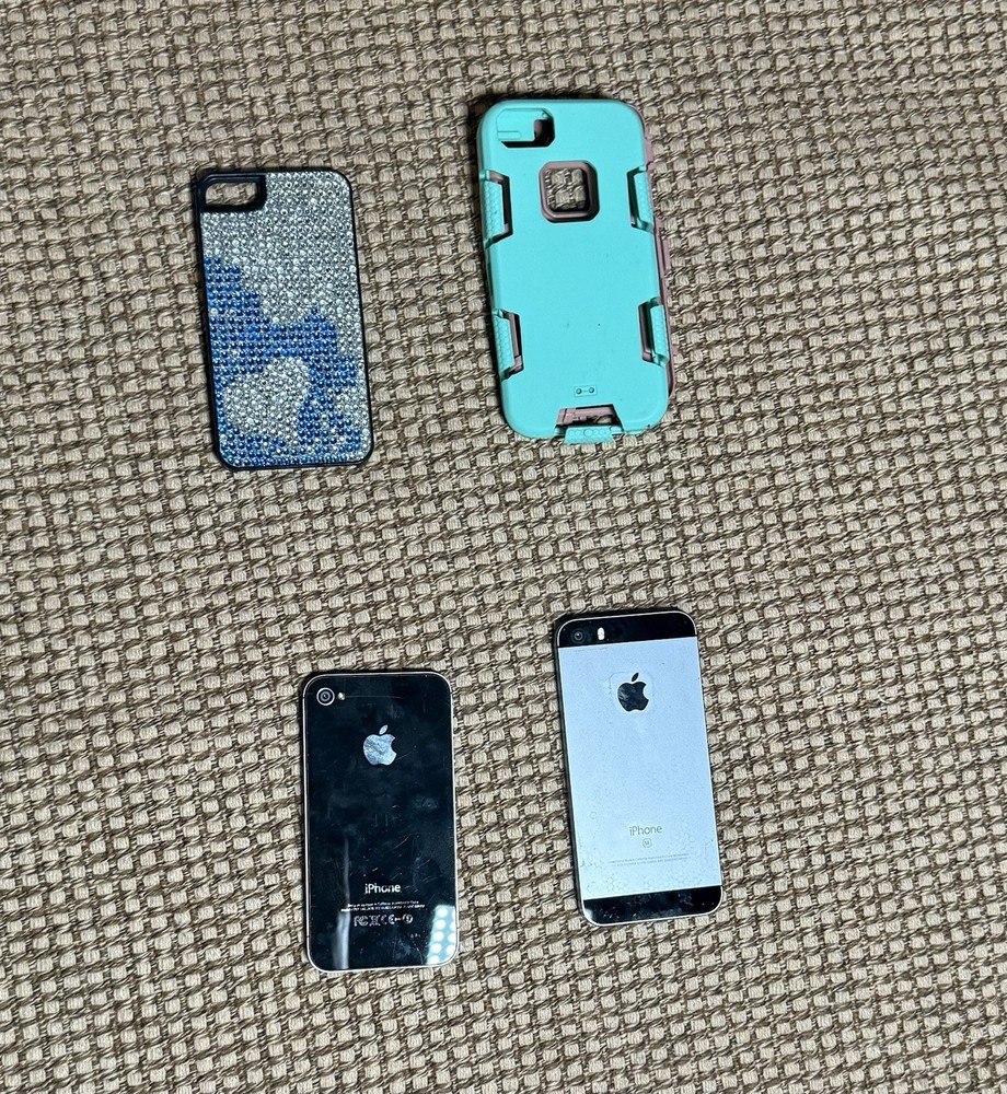 Set Of 2 iPhones, iPhone SE And IPhone 4S, Cases Included, Unsure If Functional