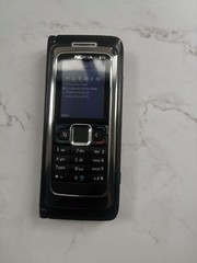 95%Ne w&Collections Nokia E90-128 MB Symbian 3MP Mocha Unlocked Business phone