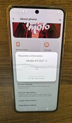 Motorola RAZR Plus 5G (2025) XT2557-3 256GB Gold (AT&T) Unlocked Good