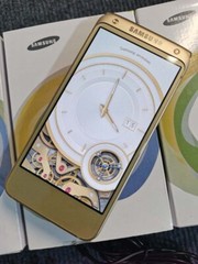 C/N version Samsung SM-W2017 Android flip phone good condition