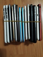 Lot of 14 Mixed Brand htc/and other For parts