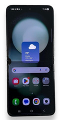 Samsung Galaxy Z Flip5 – 256 GB – Mint (Unlocked) – MUST READ (LCD DAMAGED)
