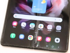 Samsung Galaxy Z FOld 3 5G SM-F926U 12GB 256GB Unlocked – As Is Cracked/Bad LCD