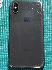Apple iPhone XS – 64GB – Space Gray (Unlocked) A1920 (CDMA + GSM)