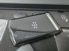 BlackBerry Porsche Design P’9983 – 64GB – Carbon (Unlocked) Smartphone New