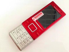Sony Ericsson Hazel j20 J20i 3G HSDPA 900 / 2100 Bluetooth WIFI Cellphone