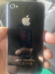 Apple iPhone 4/8GB – Black (AT&T) 2010. Good Condition.