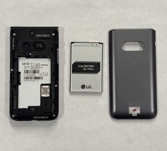 LG Classic Flip L125DL TracFone 8G – Works