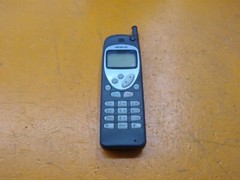 ⭐️⭐️⭐️⭐️⭐️ **AS IS FOR PARTS** Vintage Nokia Black Cell Phone NHA-3NA 252C