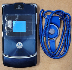 Motorola RAZR V3a – Blue ( Alltel ) CDMA Flip Phone – READ / Very Rare Color