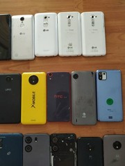 Lot of 35 Mixed Brand UNO/ BLU/ LG /Vortex and other for parts