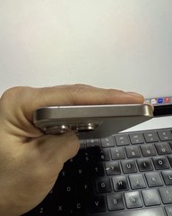 Apple iPhone titaniumSmartphone Triple Camera Wi-Fi Bluetooth USB Type-C NFC iOS
