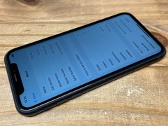 Apple iPhone XR – 128 GB – Black (GCI Locked) A1984 – Works – 79% Bat.