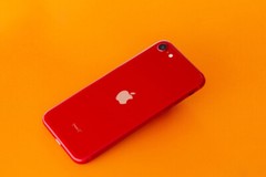 New Apple iPhone SE 3rd Gen (2022) 5G A2595 64GB/128GB/256GB Factory Unlocked