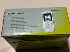 Motorola SLVR L6 Silver in the box used turn on