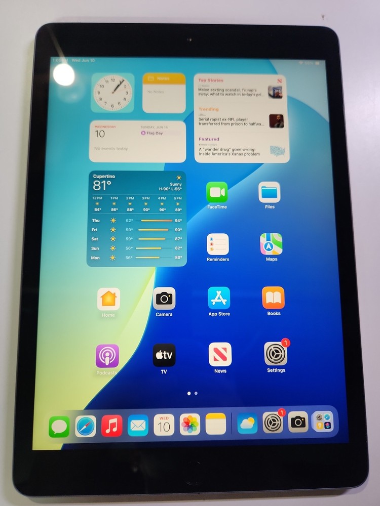 Apple iPad 7th Gen A2200 32GB (Wi-Fi + Cellular) Unlocked Clean IMEI BH =97%