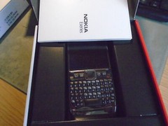 Nokia E Series E71 – Black (Unlocked) Smartphone marks on screen