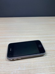 Apple iPhone 3GS – 8GB – Unlocked AT&T – Black A1303