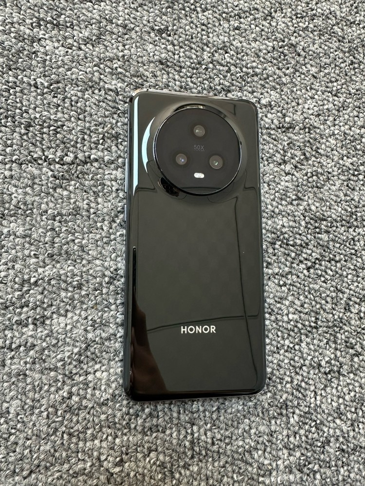 95%New Honor Magic5 Android 8+256GB 6.73″ Mobilephone Unlocked