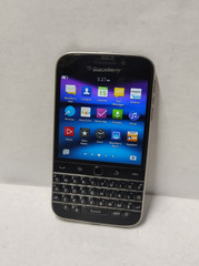BlackBerry Classic Q20 (SQC100-2) Smart phone 16GB AT&T GSM 4G LTE Keyboard