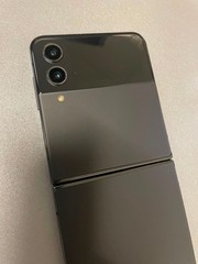 Samsung Galaxy Z Flip4 5G 256GB Gray Unlocked Black Spot Knox ON SM-F721U1