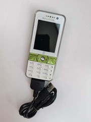 Sony Ericsson Unlocked K660 K660i 2G /3G HSDPA 2100 Keyboard Phone