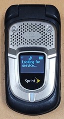 Kyocera DuraXT E4277 – Black and Silver ( Sprint ) Cellular Flip Phone – Boxed