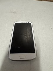 Samsung Galaxy S3 SGH-I747 16GB AT&T – No Power, No Battery – Parts/Repair
