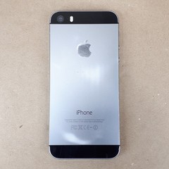 Apple iPhone 5s 16 GB A1533 ME296 C/A Space Gray 88% BH Cracked Display Unlocked