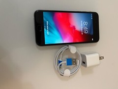 Apple iPhone 6s – 16GB – Space Gray (Unlocked) A1688 (CDMA + GSM) (CA)