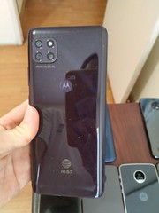 Lot of 8 Motorola Moto Z2 / G7 Power and other For parts