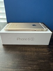Apple iPhone 6s 16GB Gold Unlocked A1688 (CDMA + GSM) – Excellent Shape! W/ Box