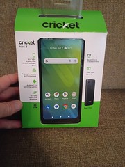 Cricket Icon 5 Brand New In Box