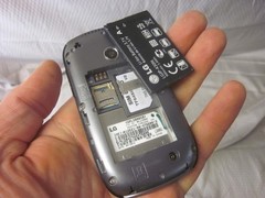 LG LG800G TracFone Smartphone – Works Great – Read Note