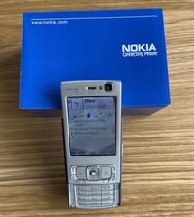 Nokia N Series N95 – Deep plum 3G GSM Wifi 5MP Slider Unlocked Classic Phone