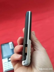 Sony Ericsson Naite J105 J105a – Vapour silver (Unlocked) Cellular Phone