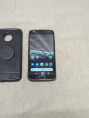 Motorola Moto X4 32GB Super Black (Unlocked, Android One) Bundle W Extras