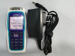 Nokia 3220 random color unlocked 2G bands GOOD