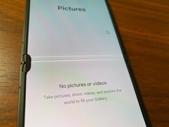 Samsung Galaxy Z Flip6 SM-F741U1 – 256GB – Black (Unlocked) READ DESCRIPTION