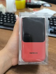 Nokia 2720 Flip – 4 GB – (Unlocked) – Dual-SIM – Classic Mobilephone