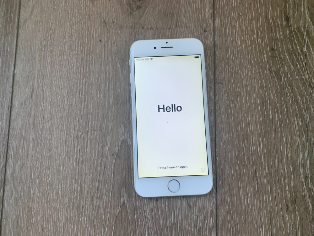 Apple iPhone 6 A1589 4.7-in Screen Untested For Parts or Repair