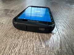 Kyocera DuraForce Pro E6820 AT&T 32GB Rugged Phone