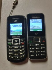 Samsung SGH S125G and SGH-T105Gx3 – Black (TracFone) Cellular Phone-gently used