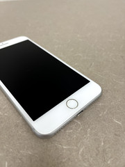 Apple iPhone 8 Plus-64GB-Silver (Unlocked) A1864 (CDMA + GSM) Works with Verizon
