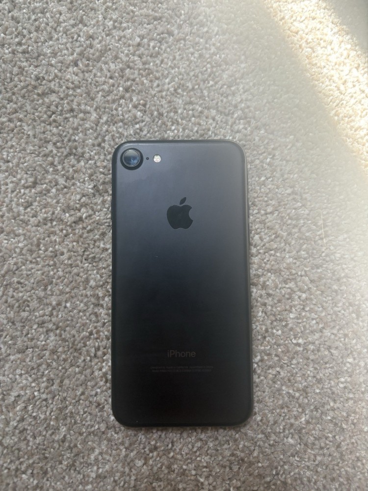 Apple iPhone 7 32GB, Black, Unlocked, GSM&CDMA, MNAC2LL/A